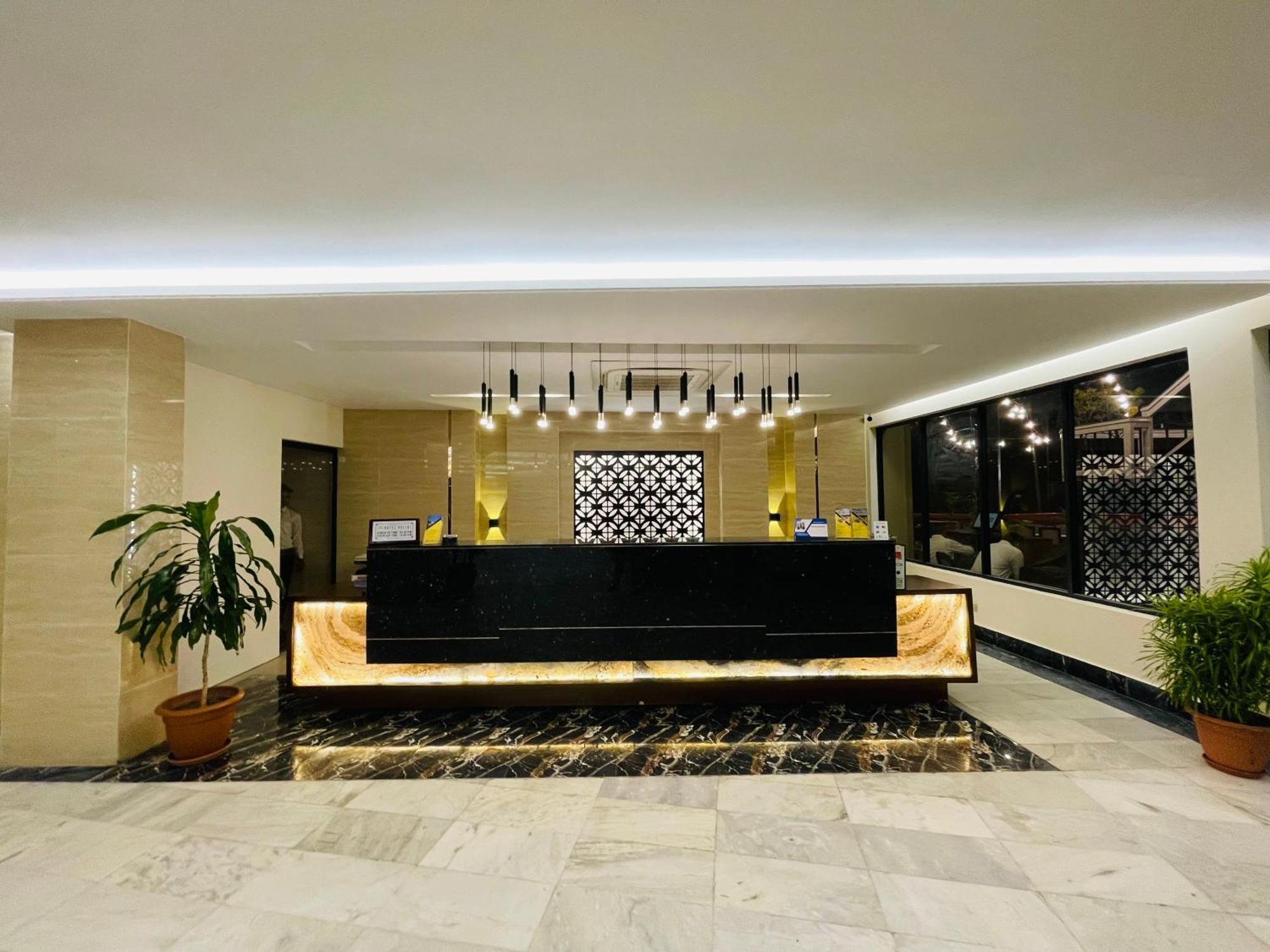 Hotel Kollol By J&Z Group Cox's Bazar Eksteriør billede